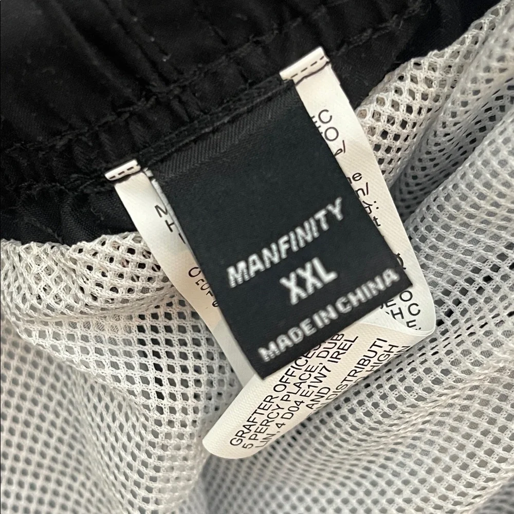 🆕 MANIFINITY Men's Navy and White Striped Seim Shorts Size XXL